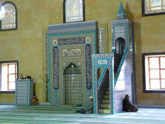 Kazakh intelligentsia urge tougher control over radical Islam  - изображение 1