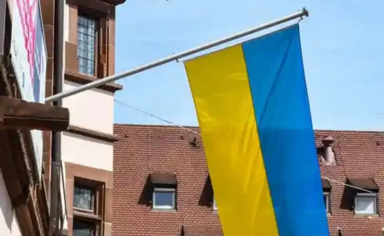 Помощь Запада Украине сократилась на 87 процентов  - изображение 1