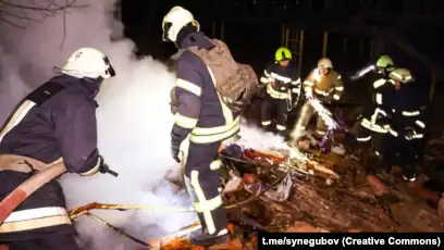 Ночью и утром войска России нанесли серию ракетных ударов по Украине - изображение 1