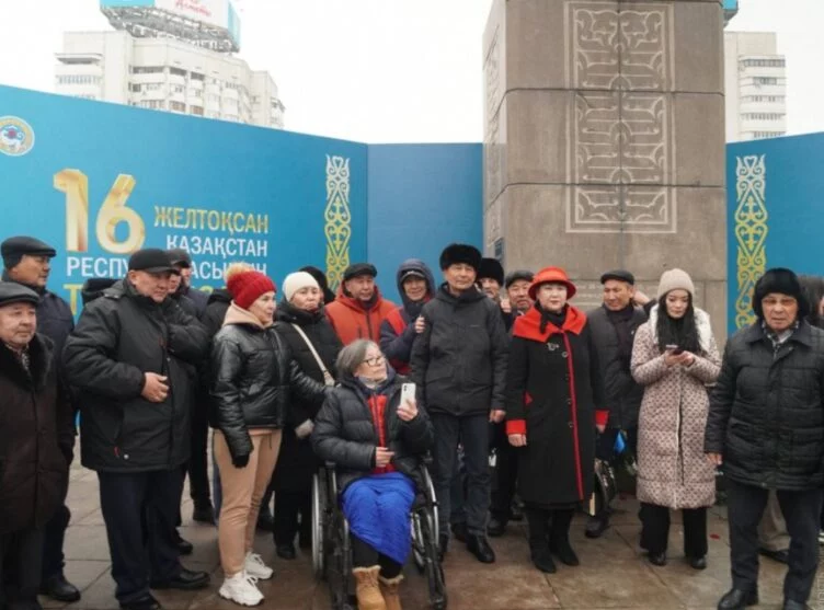 Активисты в Алматы почтили память погибших во время январских событий - изображение 1