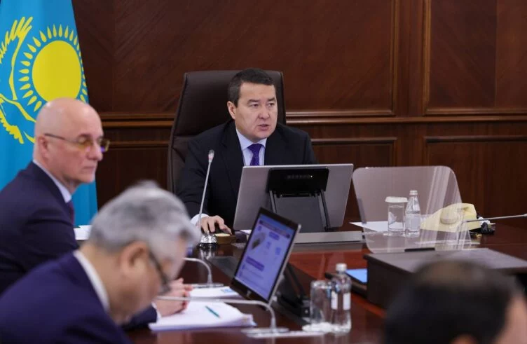 Смаилов раскритиковал качество придорожного сервиса - изображение 1