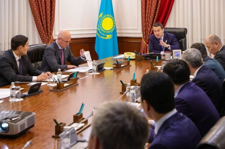 Смаилов провел заседание по деятельности компании Qarmet - изображение 1