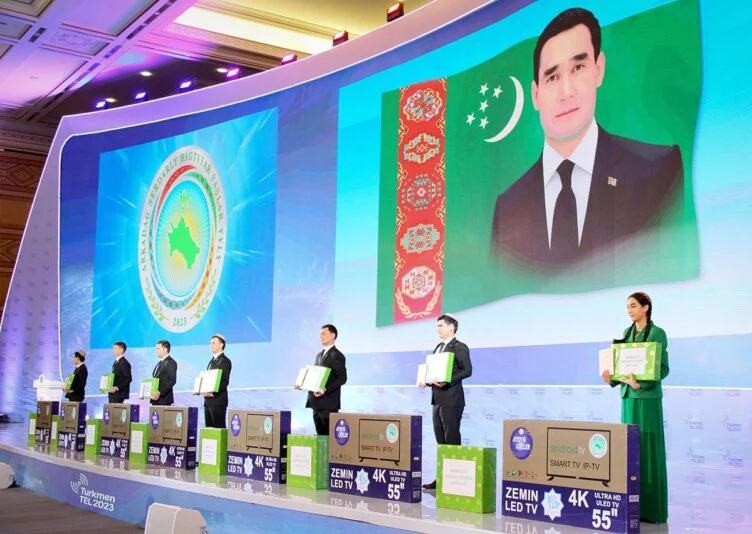Turkmen leader writes his first book – will he outdo his father? - изображение 1