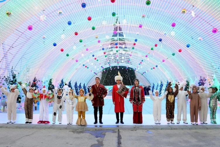Turkmen imams urge citizens not to celebrate “alien” New Year — reports - изображение 1