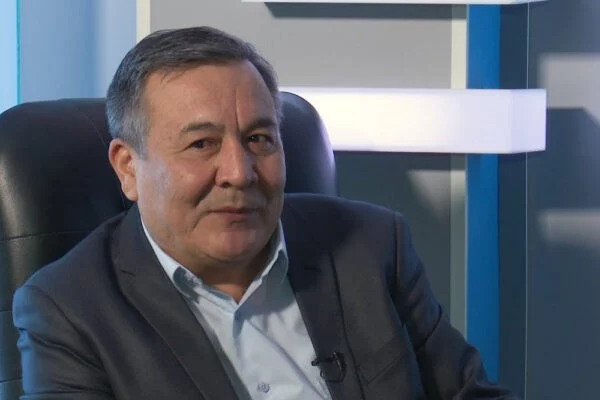 Изображение 1 для Почему Динмухамед Кунаев просил Горбачева прислать в Казахстан чужака?