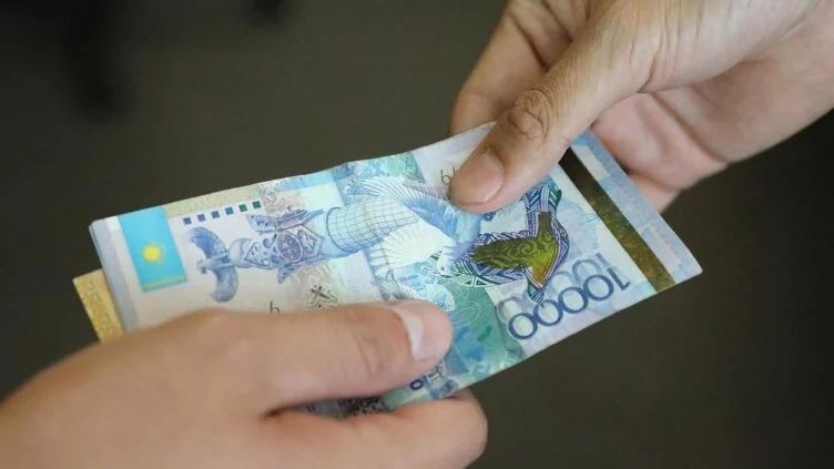 Жетісу ауданы әкімінің орынбасары ірі көлемде пара алды деген күдікке ілінді - изображение 1