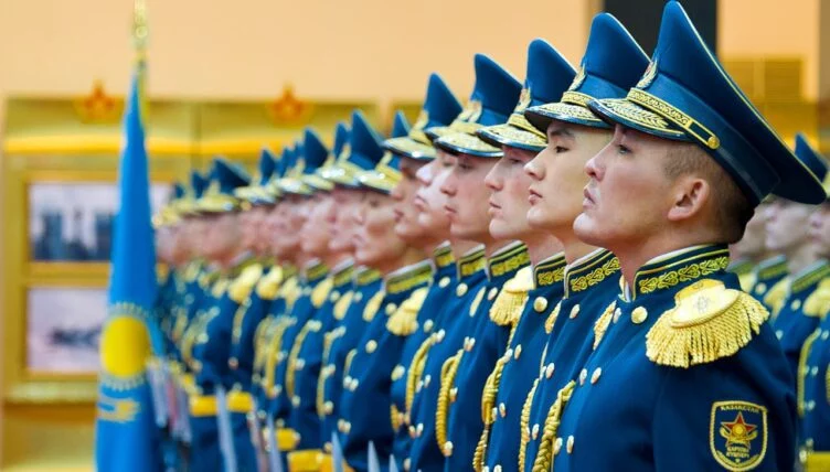 Более 700 казахстанских офицеров запаса призывают на службу - изображение 1