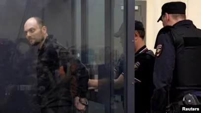 Владимира Кара-Мурзу отправили в камеру как «злостного нарушителя» - изображение 1