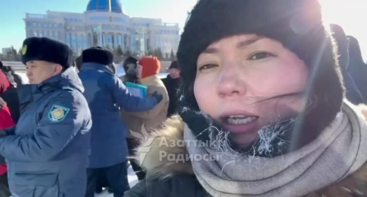 Родственники погибших и посмертно осужденных во время Кантара пришли к Акорде – полиция их окружила и задержала - изображение 1