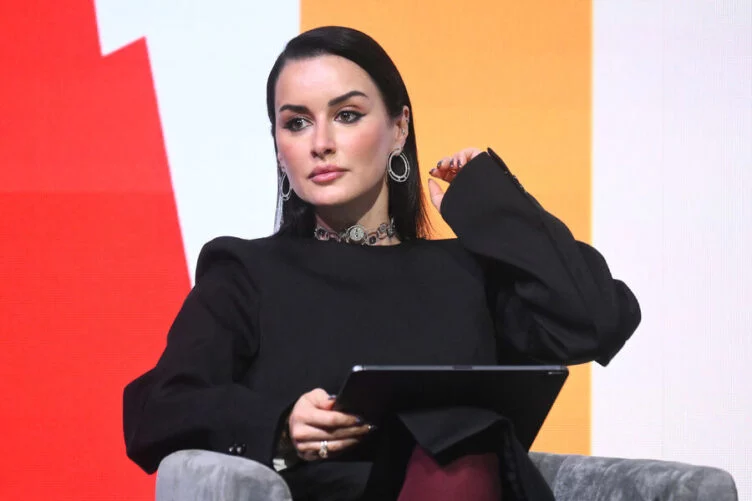 Тина Канделаки после новости о запрете ей въезда в Казахстан позвала представителя МИД РК посетить Россию - изображение 1