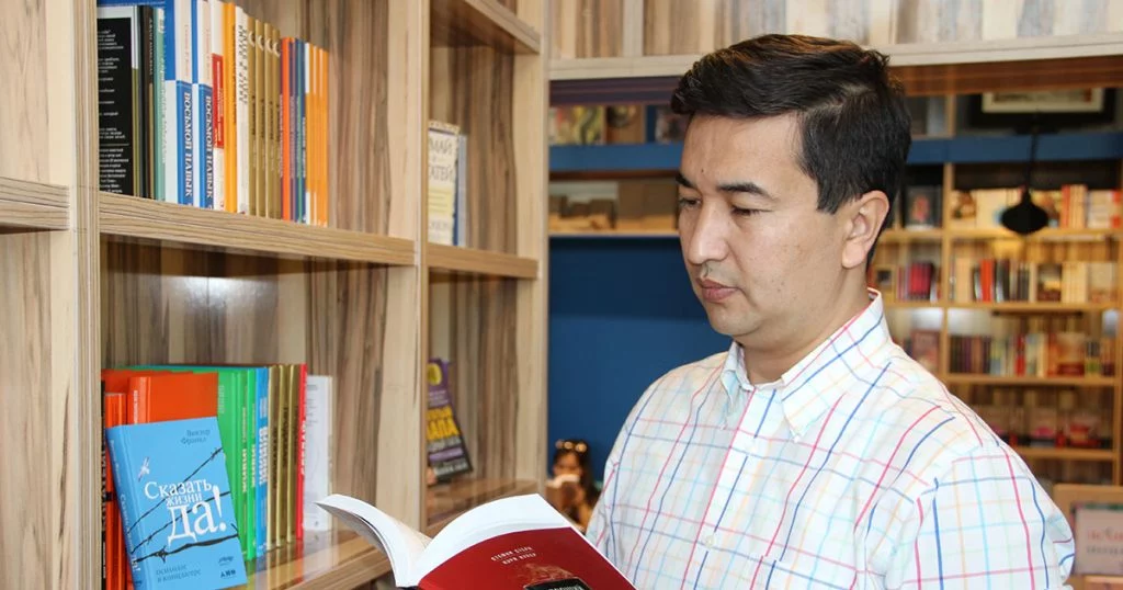 Изображение 4 для Герои мировых бестселлеров все чаще «говорят» на казахском