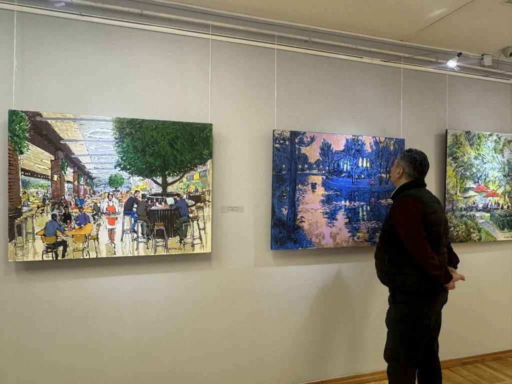 Изображение 2 для Художник Алексей Уткин: Все цвета, кроме скучного