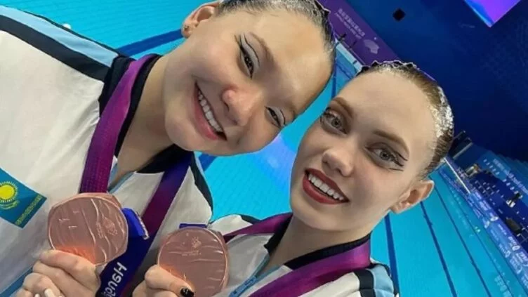 Қазақстан құрамасы көркем жүзуден Париж олимпиадасына жолдама алды - изображение 1