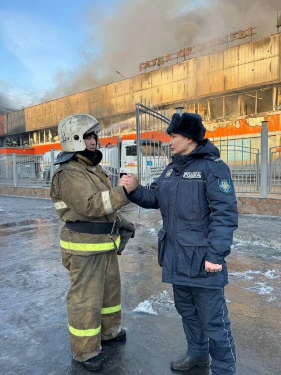 Пожар на рынке «Акшын» в Семее ликвидирован - изображение 1