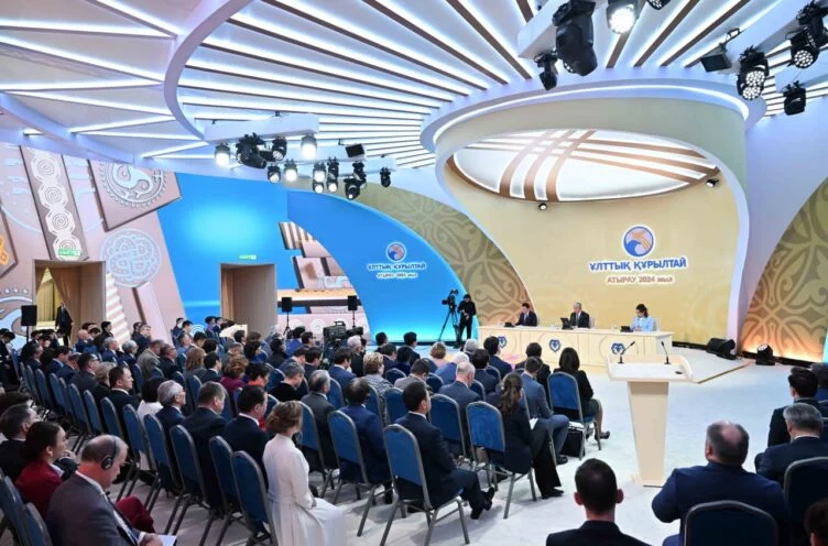 Токаев на национальном курултае активно поднимает вопросы истории - изображение 1