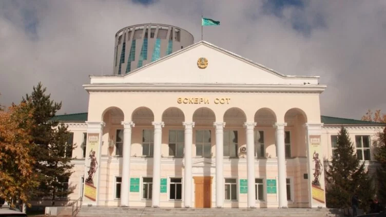 Журналистов пяти известных изданий удалили с заседания военного суда в Астане - изображение 1