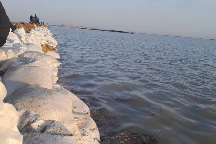 Компания «Teнгизшевройл» выделила 2 млрд. тенге на борьбу с паводками - изображение 1