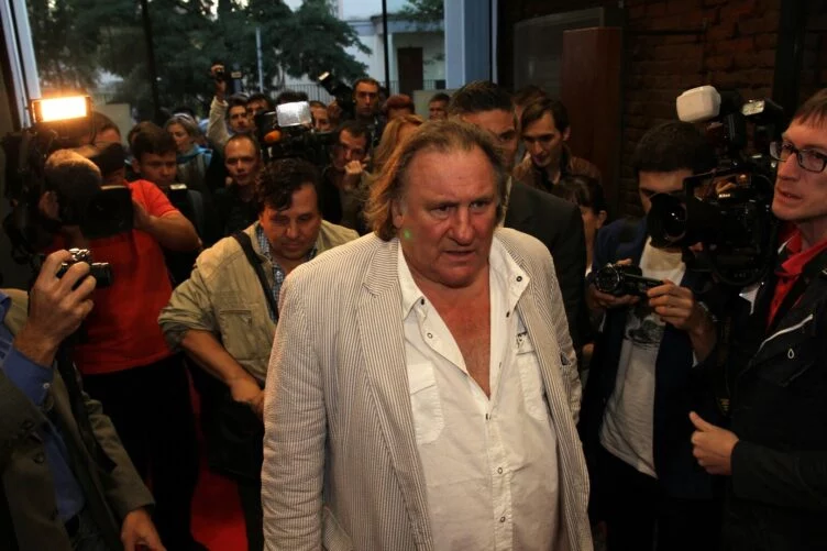 Жерар Депардье помещен под стражу по делу о домогательствах - изображение 1