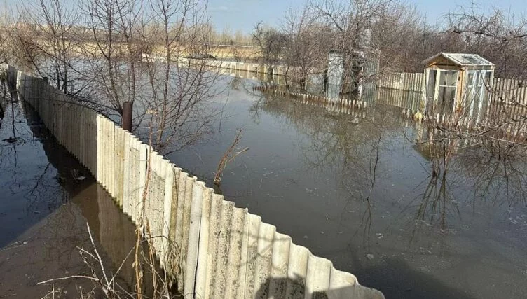 В Костанае вводят режим ЧС и готовятся к эвакуации населения - изображение 1