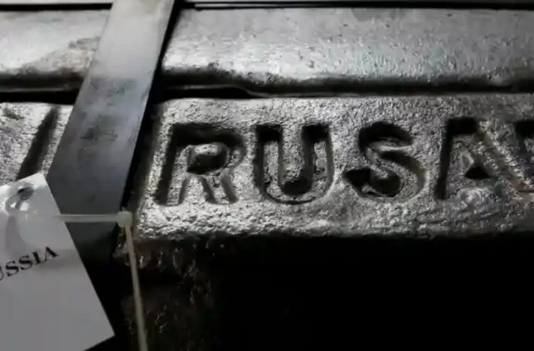 США и Великобритания запретили импорт металлов из России - изображение 1