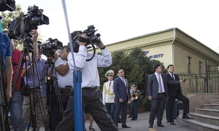 Казахстан ухудшил свои позиции в Индексе свободы прессы «Репортеров без границ» в 2024 году - изображение 1