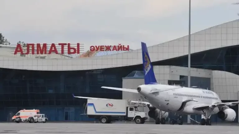 Завышенные цены в казахстанских аэропортах прокомментировали в АЗРК - изображение 1