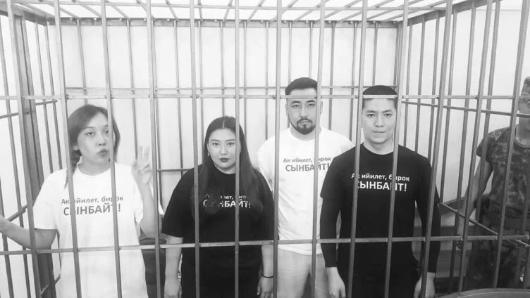 Арестованные журналисты Temirov Live выразили свой протест в суде - изображение 1