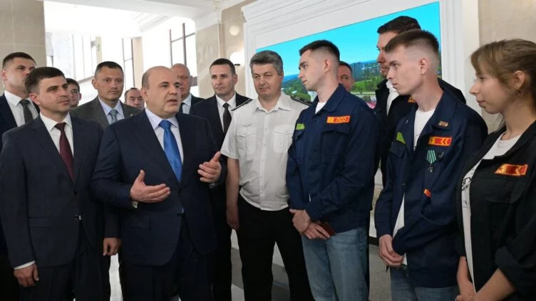 Премьер-министр России поручил привлекать молодежь из «дружественных стран» в вузы Дальнего Востока - изображение 1