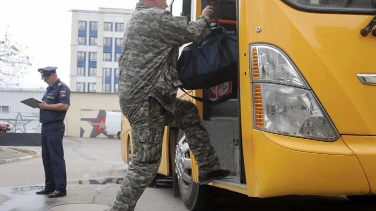 Москва за год отправила более 2,5 тысяч иностранных наемников на войну в Украину - изображение 1