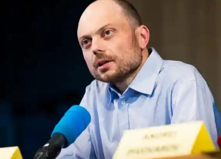 Байден принял освобожденного в РФ Владимира Кара-Мурзу - изображение 1