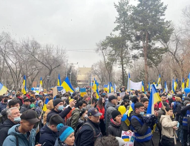 Места для проведения разрешенных митингов определили в Алматы - изображение 1