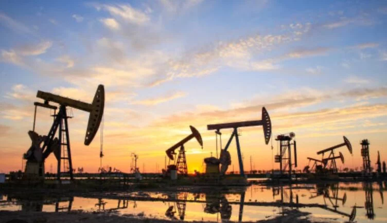 Украина прекратит транзит российских нефти и газа, но готова осуществлять поставки из Казахстана или Азербайджана - изображение 1
