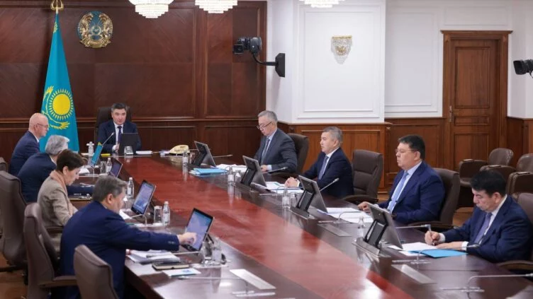 Олжас Бектенов поручил пересмотреть требования к вузам на соответствие мировым стандартам - изображение 1