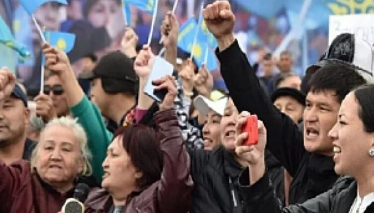 Ограничения на проведение мирных собраний проверят на соответствие Конституции - изображение 1