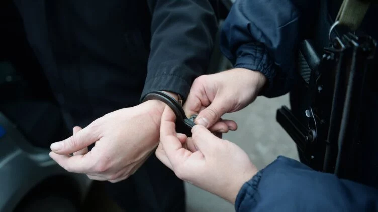 Жителя Актобе оштрафовали за сообщение о митинге в чате - изображение 1