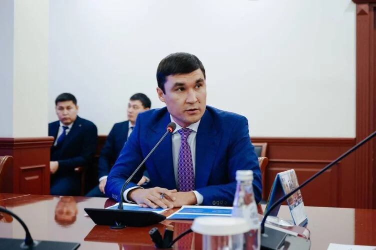 Изображение 1 для Олимпийский чемпион Серик Сапиев возглавит управление спорта Карагандинской области