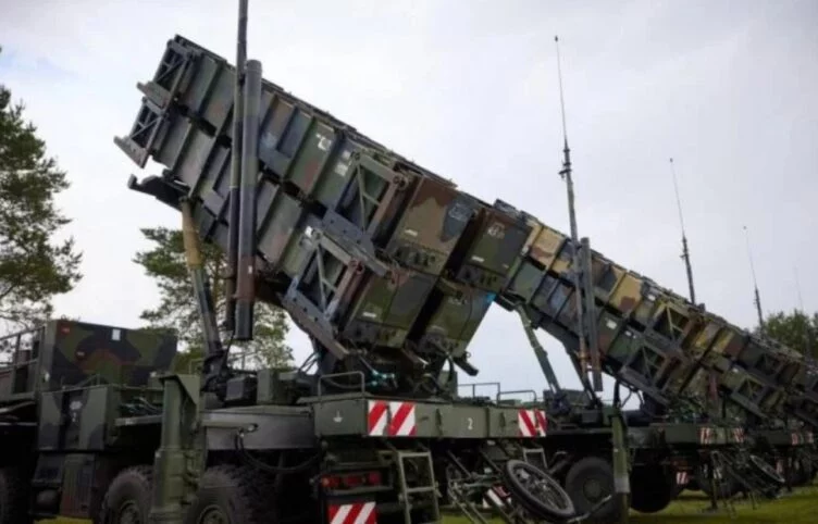 Администрация Байдена разрешила подрядчикам из США обслуживать оружие в Украине, — Reuters - изображение 1