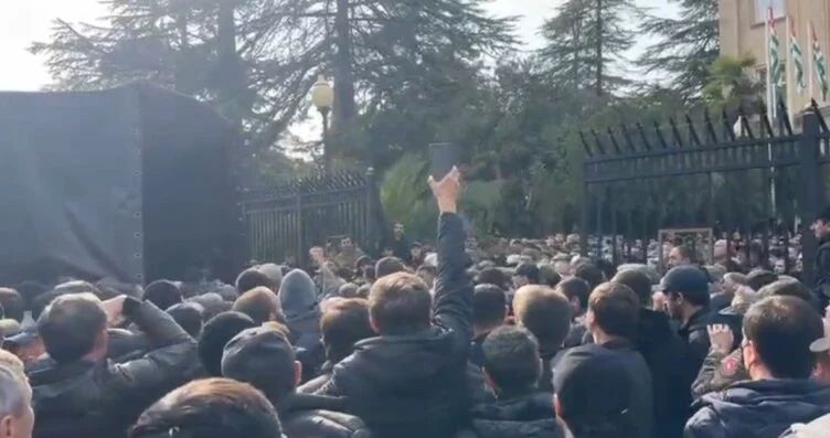 Отказаться от  ратификации инвестиционного соглашения с Россией призывают в Абхазии - изображение 1