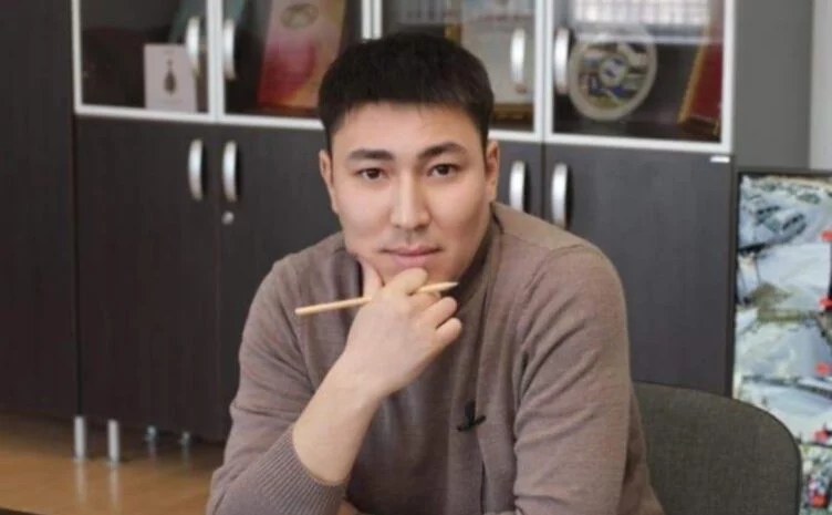 Журналиста ударили в суде в Уральске во время освещения процесса - изображение 1