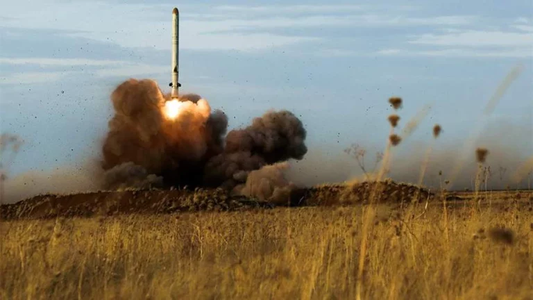 Путин заявил о невозможности противодействия российским ракетам «Орешник» - изображение 1