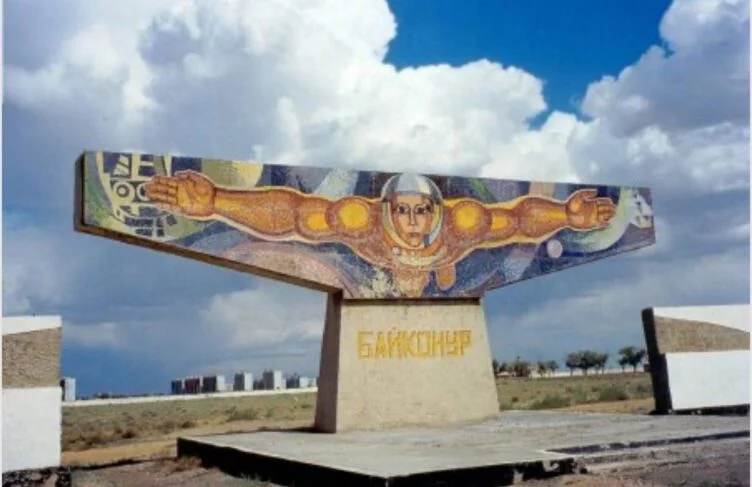 Казахстанцы наблюдали за полетом российского «Орешника» — фейк - изображение 1