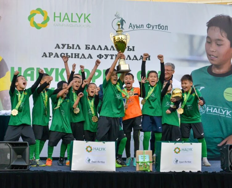 Республиканский футбольный турнир осуществил мечту сельских ребятишек - изображение 1