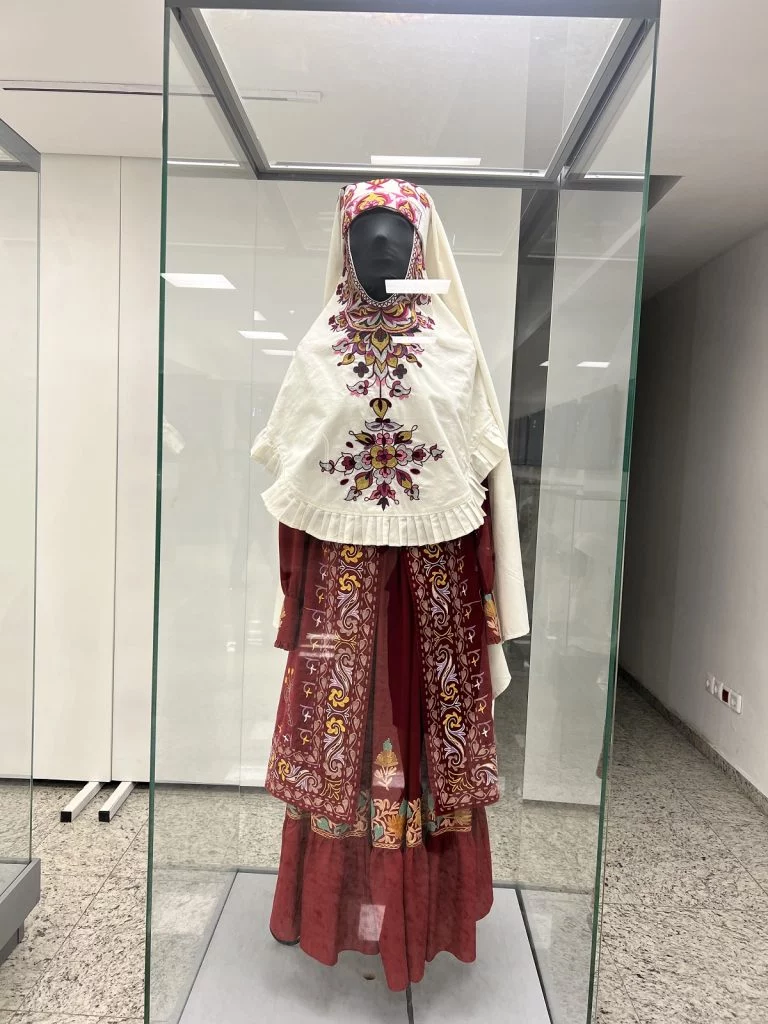 Изображение 3 для Как кимешек в 1867 году показали в Париже, и в 2024 году – в Астане