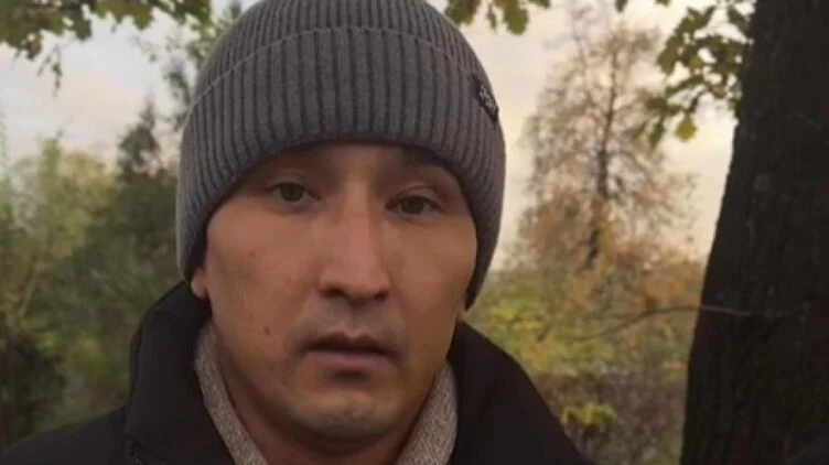 Отец убитого Шерзата Болата задержан полицией после требования встречи со СМИ - изображение 1