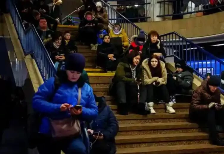 Зеленский призвал Запад принять меры после ударов России - изображение 1