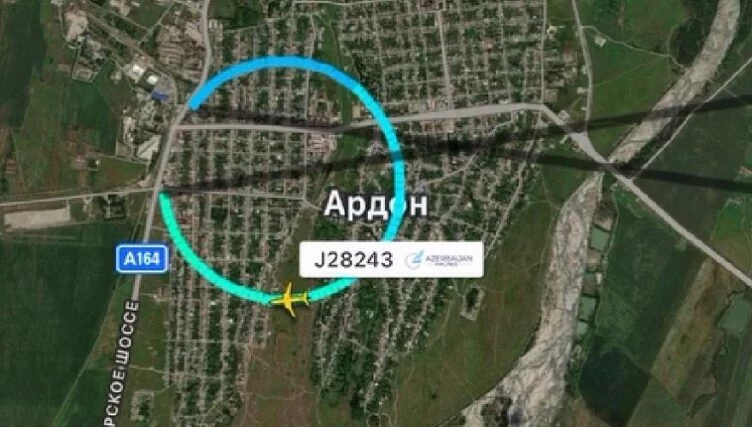 Зачем азербайджанский борт кружил над городом в Осетии до крушения близ Актау в Казахстане? - изображение 1