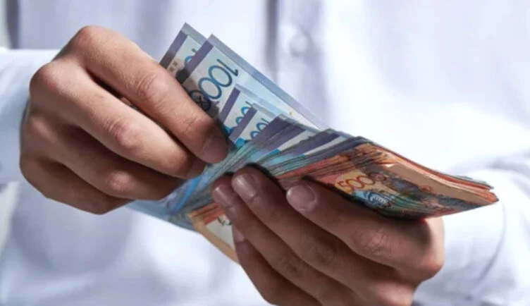 «Дорогая» моя Южная столица: алматинцы тратят на услуги почти вдвое больше, чем в среднем по РК - изображение 1