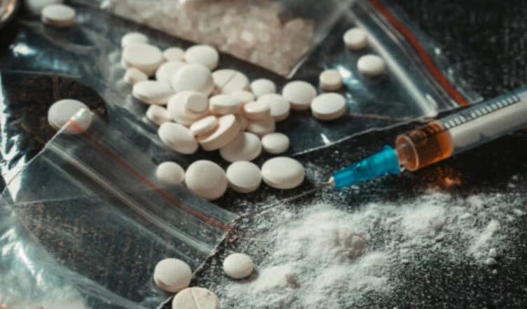 Смягчение для закладчиков и ужесточение для наркоторговцев — Токаев подписал закон - изображение 1