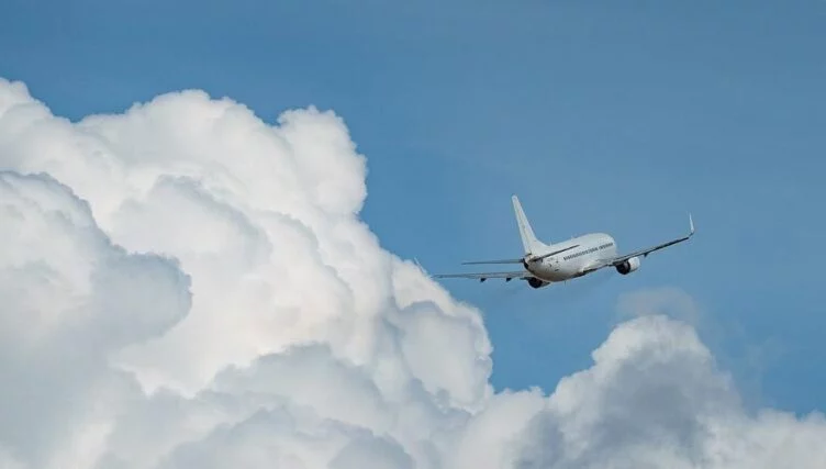 Перечисление доли доходов авиакомпаний для развития авиации РК предложил сенатор - изображение 1