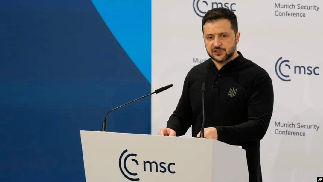 Изображение 1 для Зеленский предложил Европе создать свою армию и сообщил, что летом Россия отправит войска в Беларусь